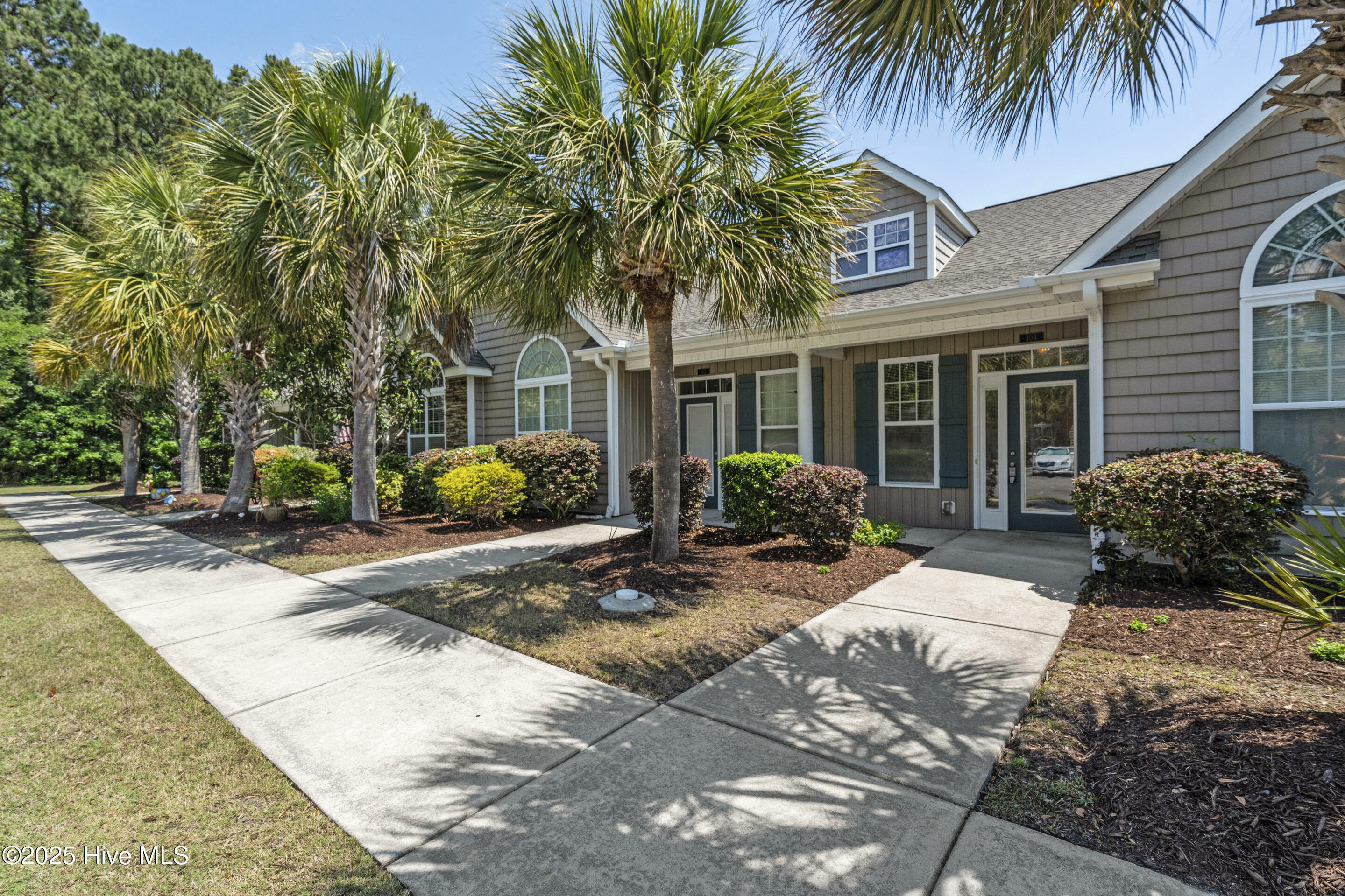 Property Photo: 7195 Bonaventure Street SW Apt 104 NC 28469