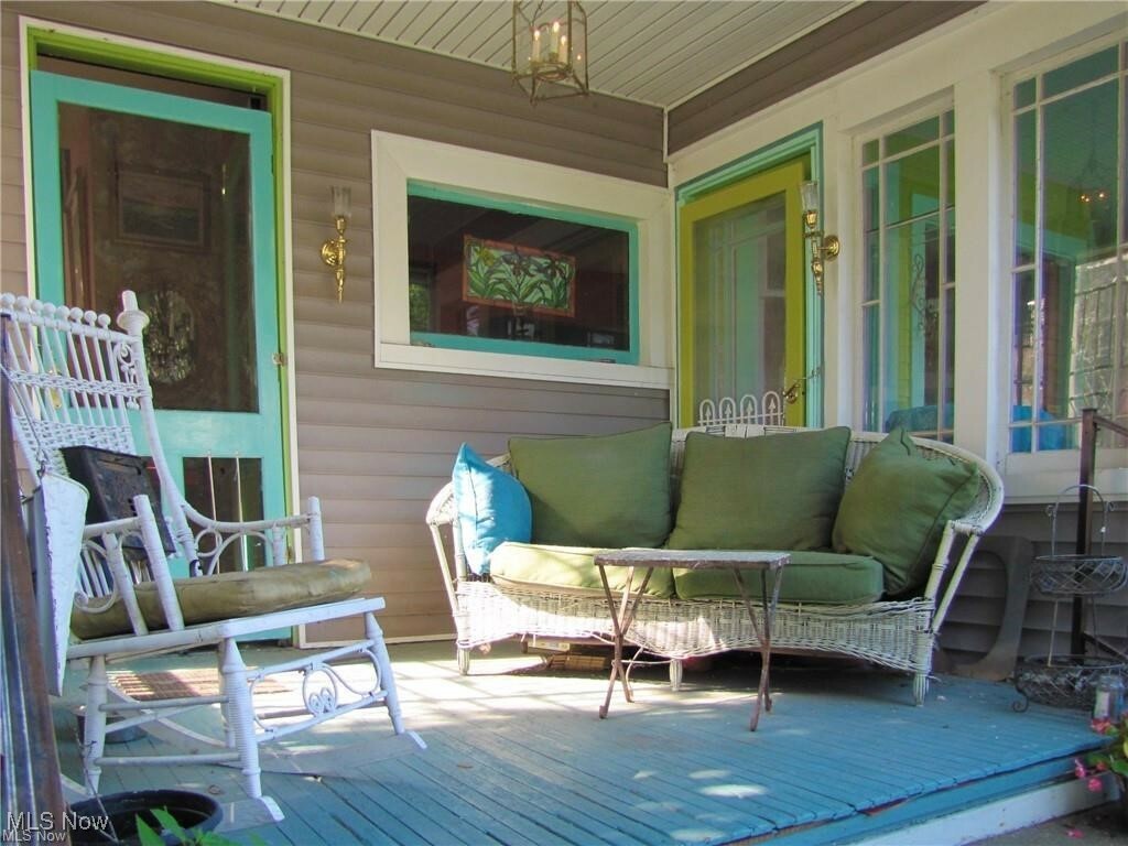 Property Photo: 1728 E 44th Street OH 44004