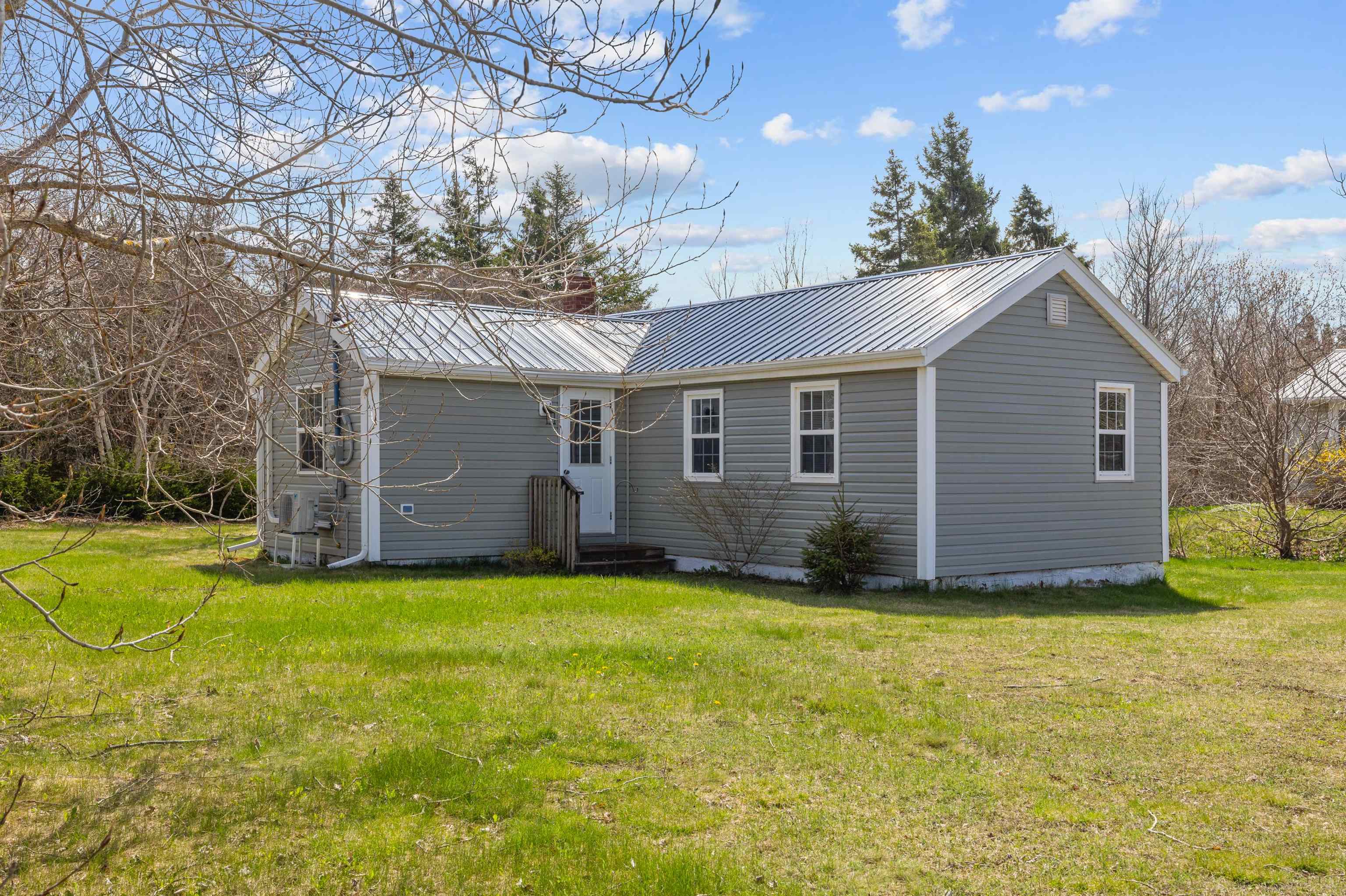 7 Maple Street  Morell PE C0A 1S0 photo