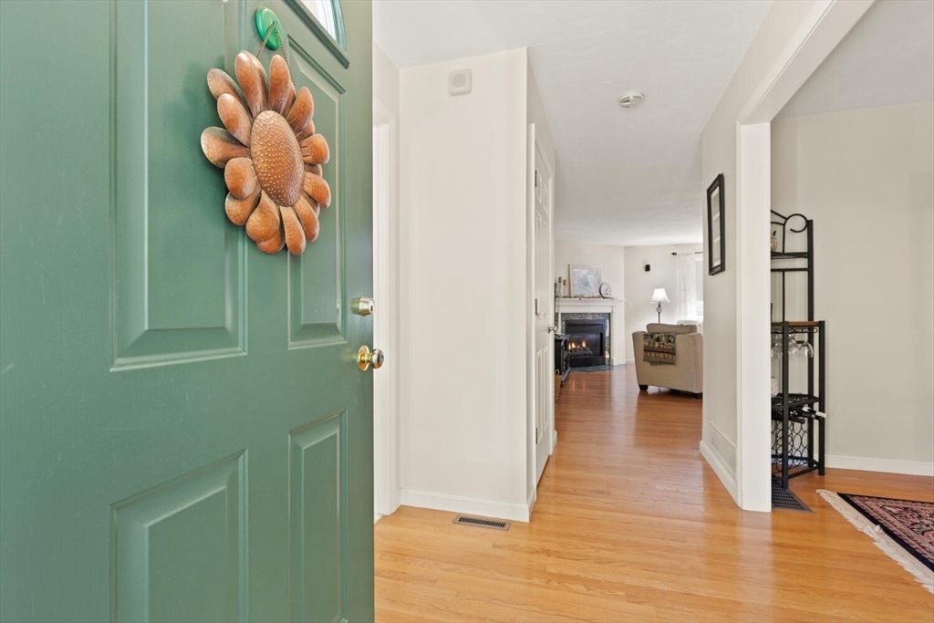Property Photo: 6 Jonathan Dr MA 02356