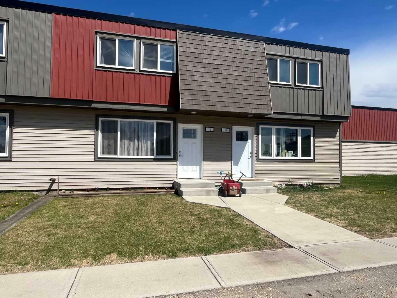 Property Photo: 608 Main Street NW 18 AB T0G 2A1