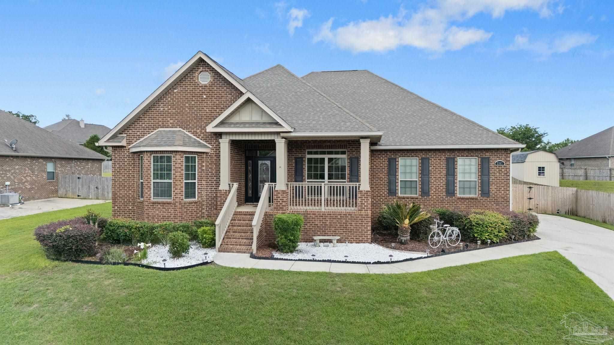 Property Photo: 2167 Paddlewheel Way FL 32533