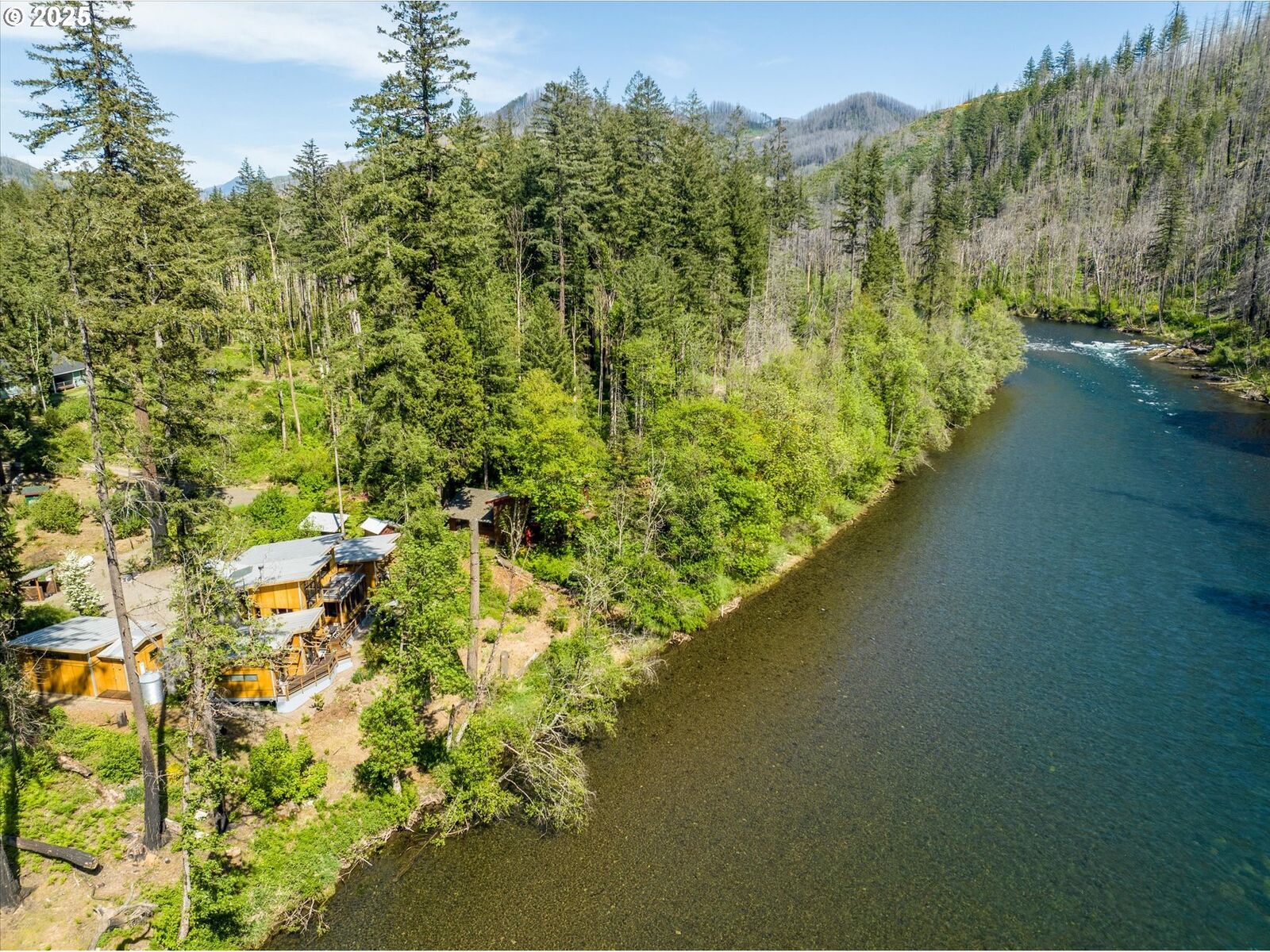 Property Photo: 49348 McKenzie Hwy OR 97488