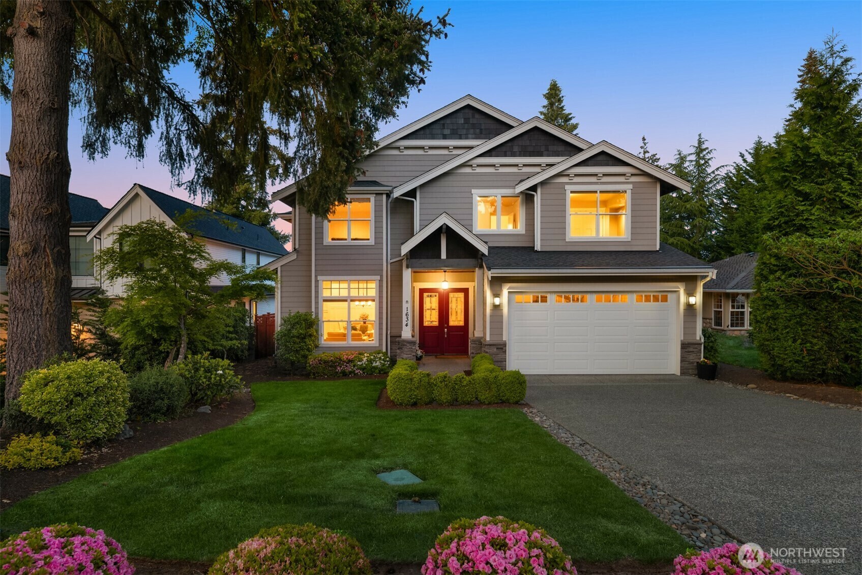 Property Photo: 1634 105th Avenue SE WA 98004