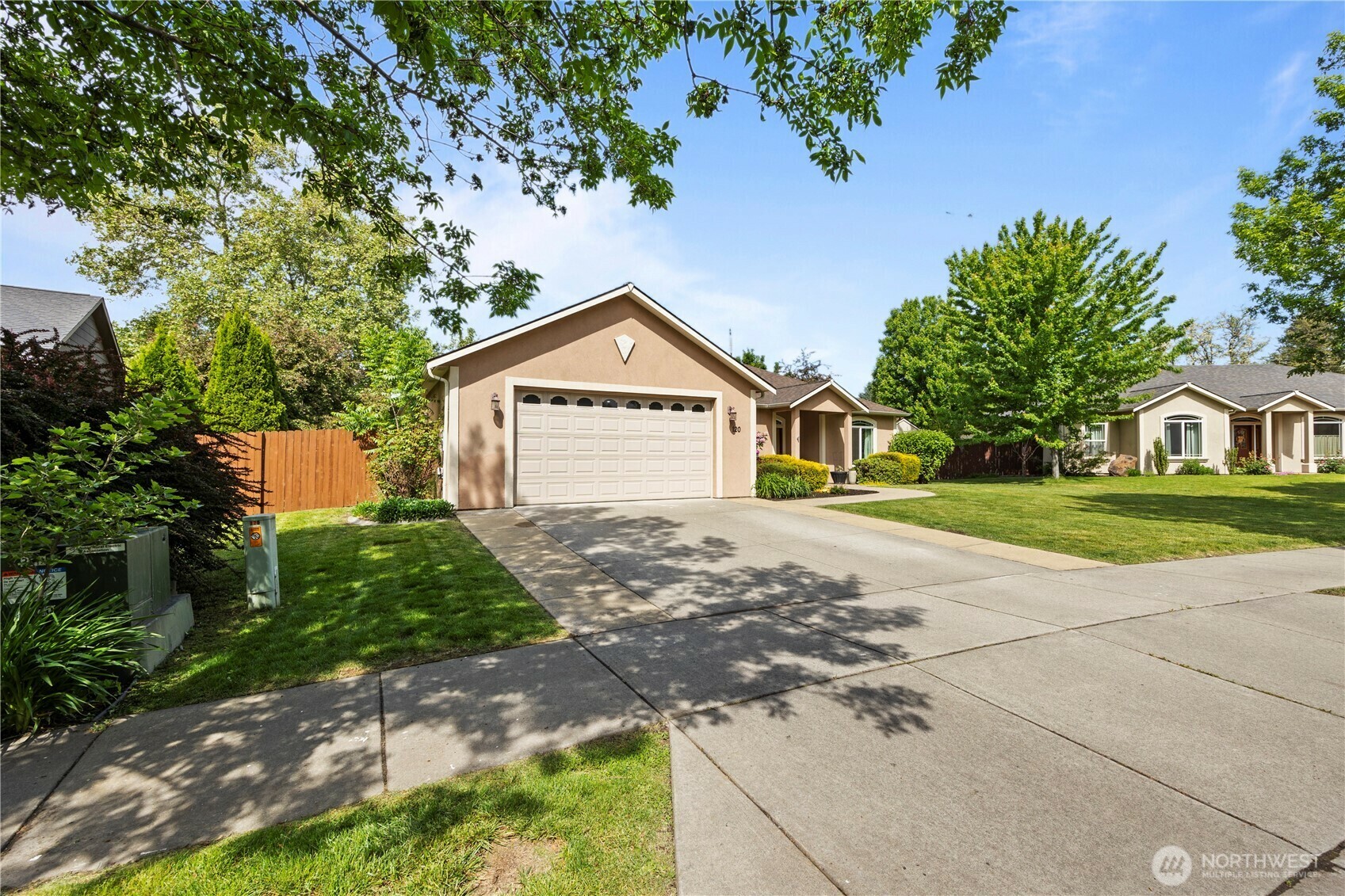 Property Photo: 120 Costello Place WA 99362
