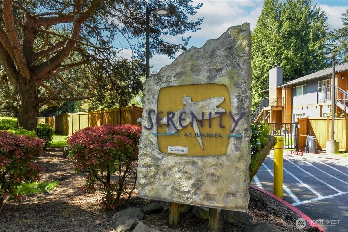 Property Photo: 10826 NE 148th Lane H201 WA 98011