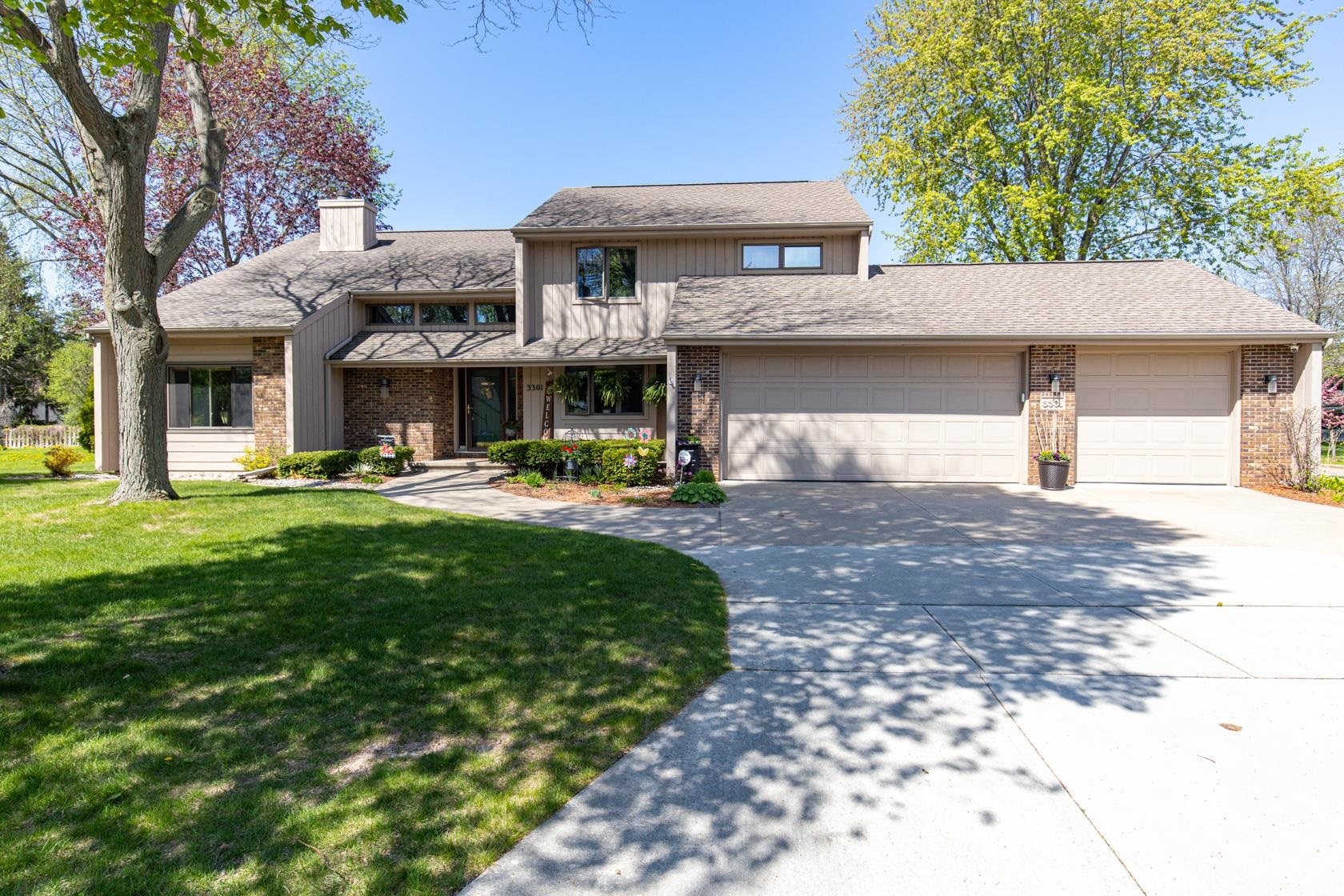 3301 S Poplar Lane  Appleton WI 54915 photo