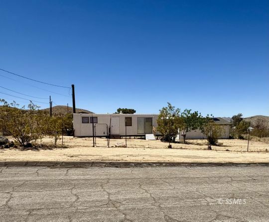 Property Photo:  316 Oompaul St  CA 93528 