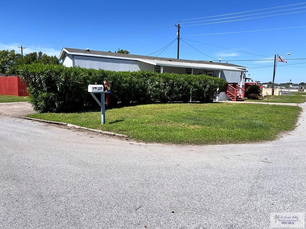 Property Photo: 1219 N Palmera Dr. TX 78559