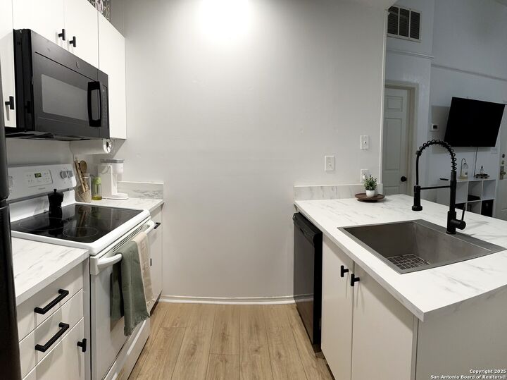 Property Photo:  4803 Hamilton Wolfe 310  TX 78229 