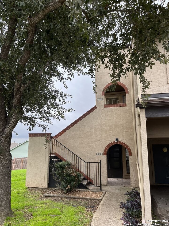 6100 E Woodlake Pkwy 601  San Antonio TX 78244 photo