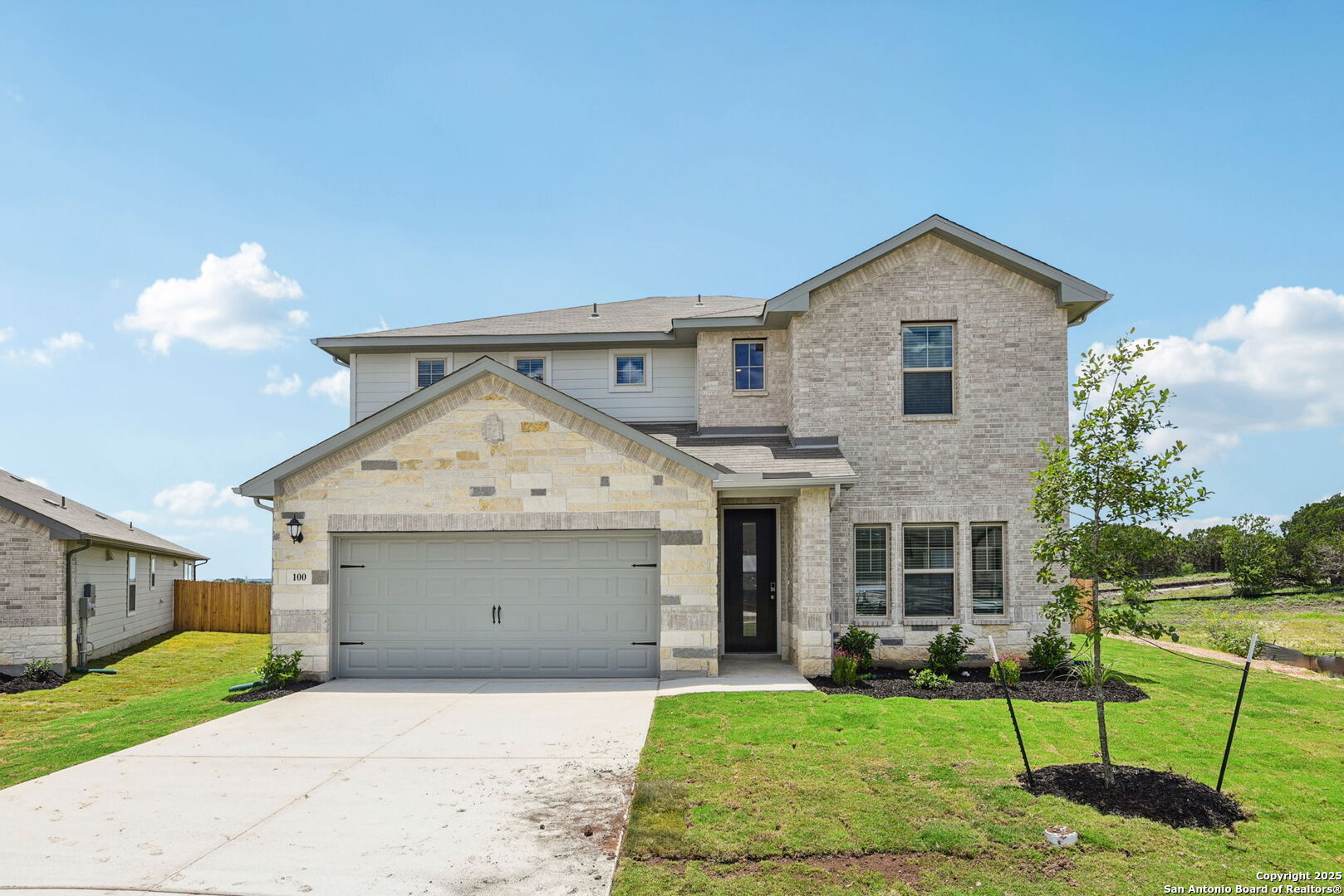 Property Photo: 100 Shelton Pass TX 78108