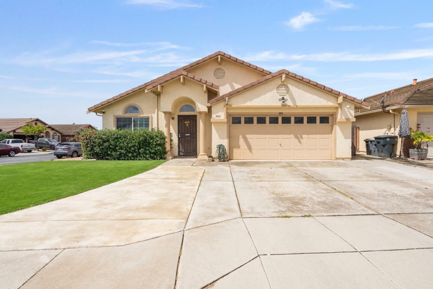 Property Photo: 1001 Eagle Drive CA 93905