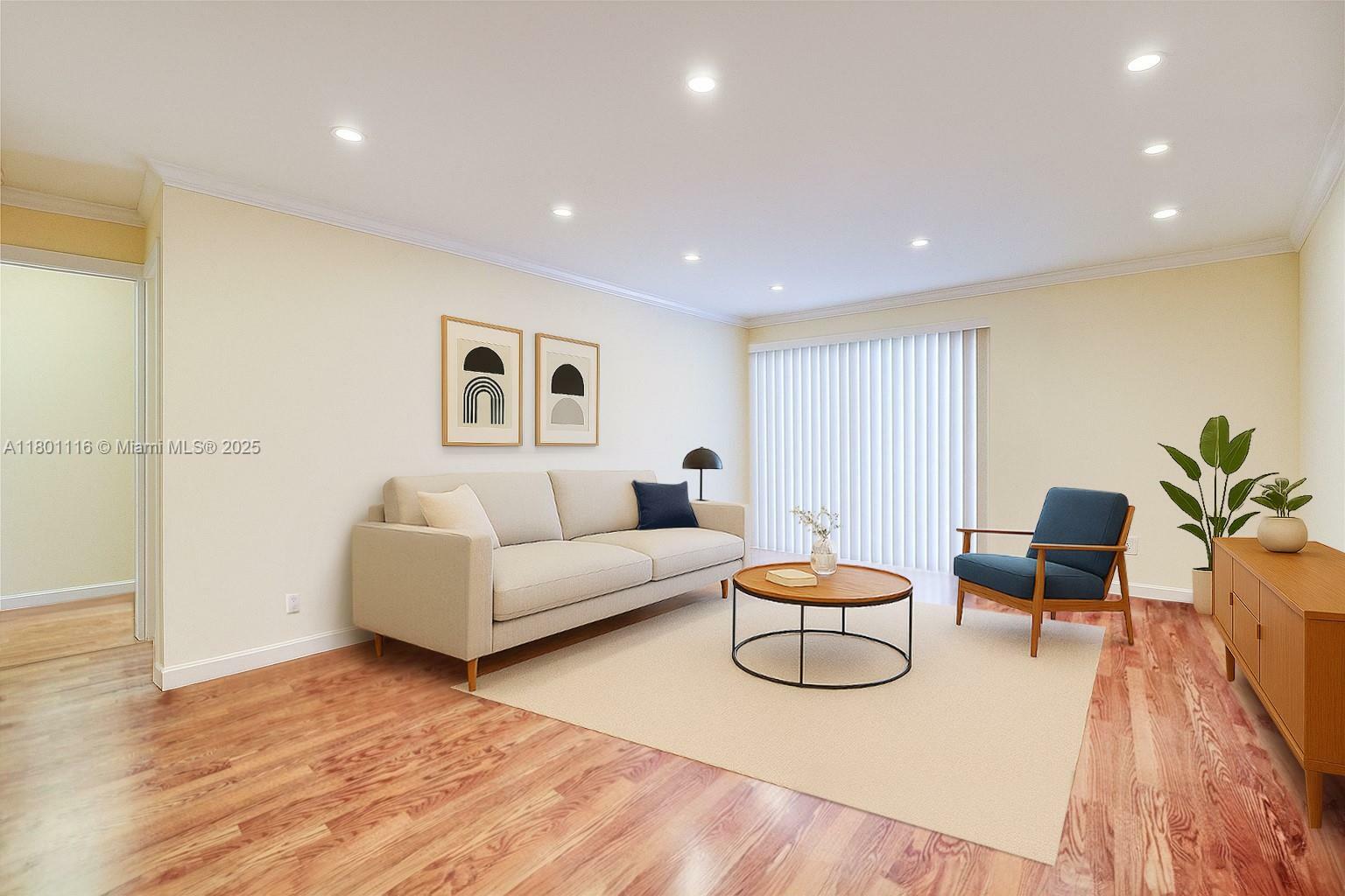 Property Photo:  4000 N Hills Dr 35  FL 33021 