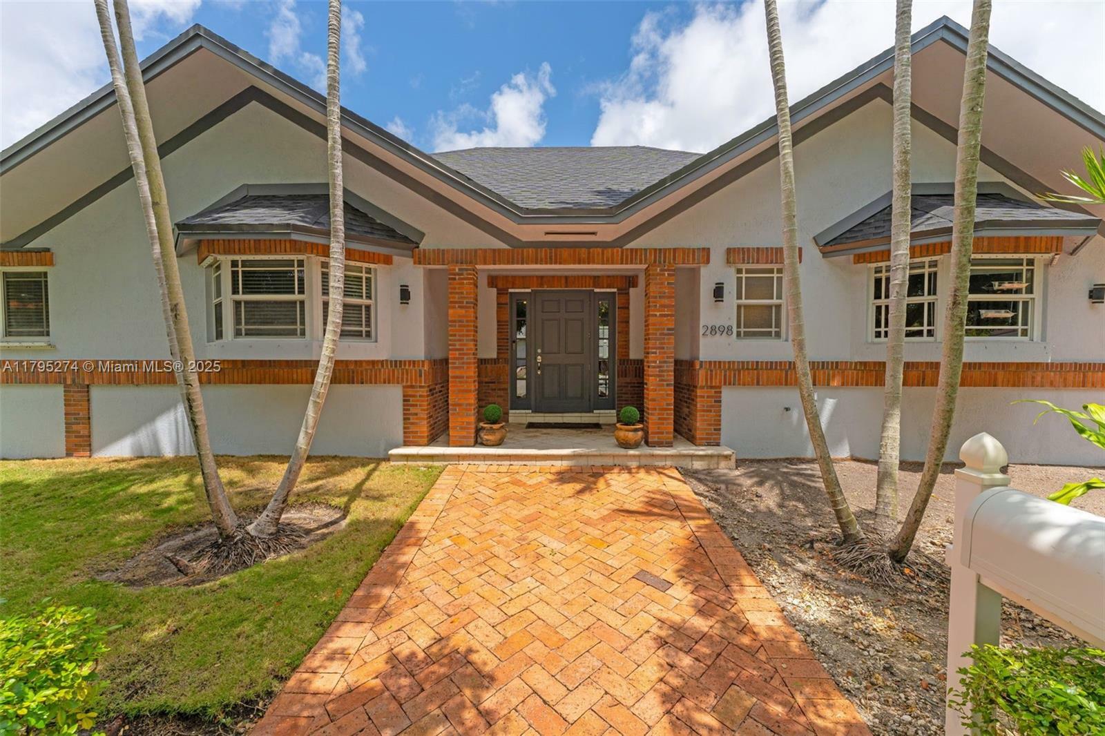 Property Photo: 2898 SW 2nd Ave FL 33129