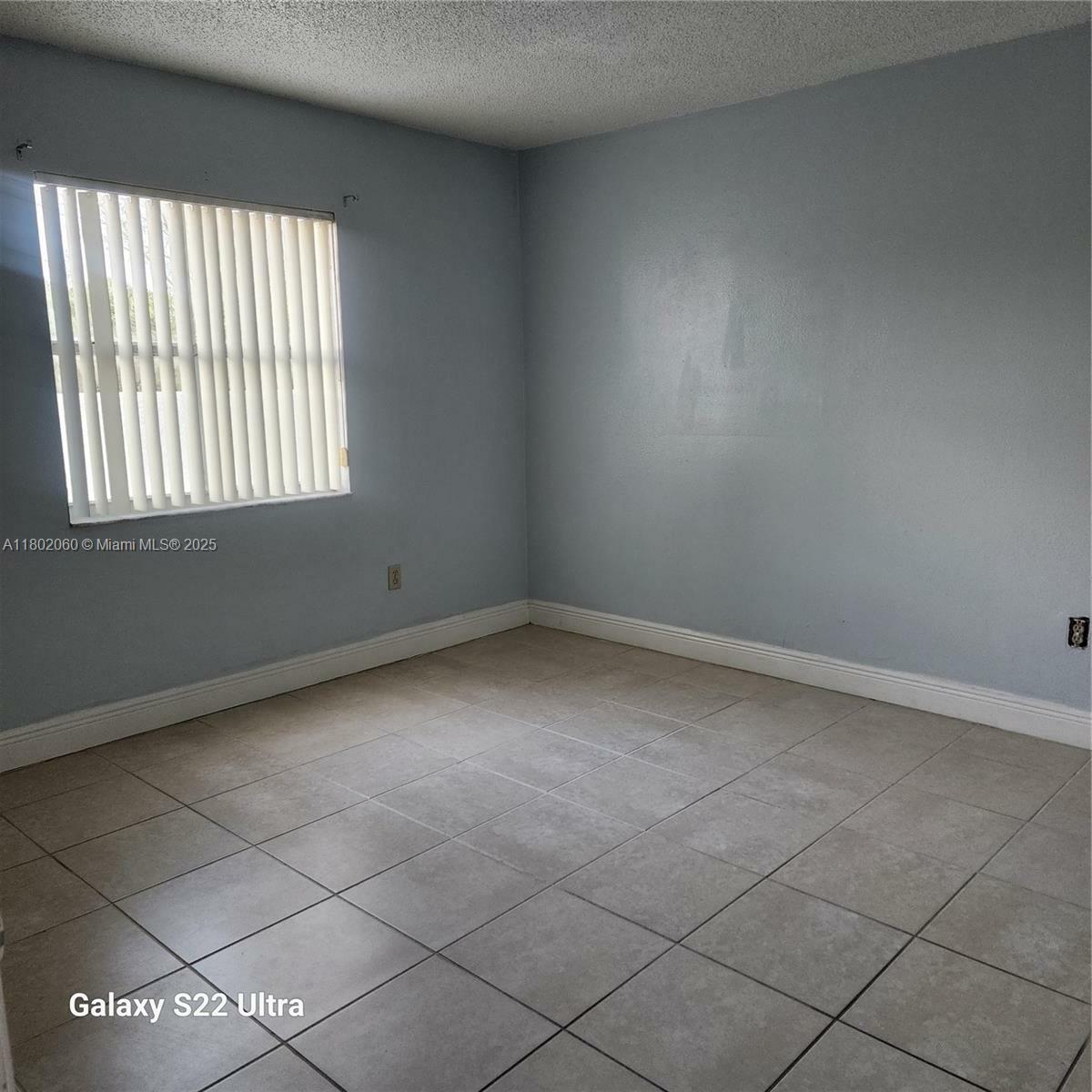 Property Photo: 8200 SW 210th St 111 FL 33189