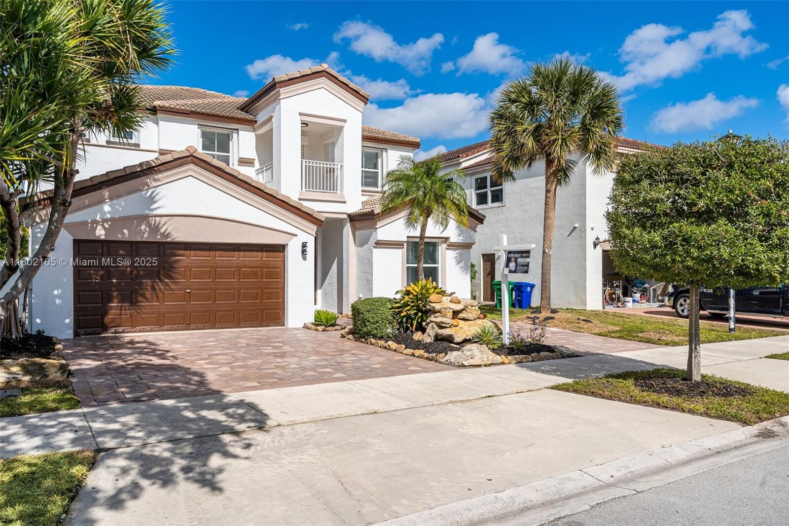 Property Photo:  15699 SW 54th Ct 15699  FL 33027 