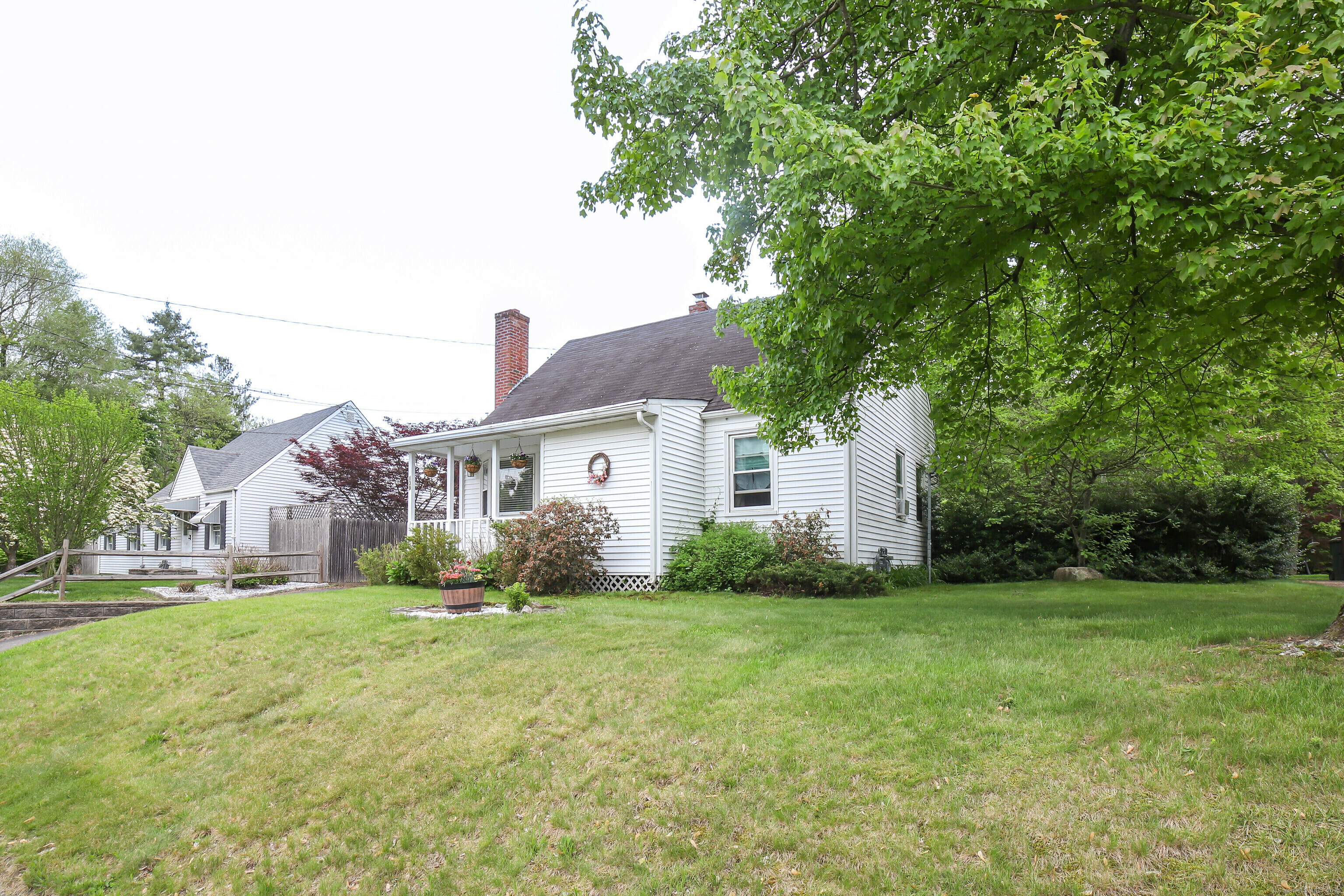 Property Photo: 139 Porterbrook Avenue CT 06118