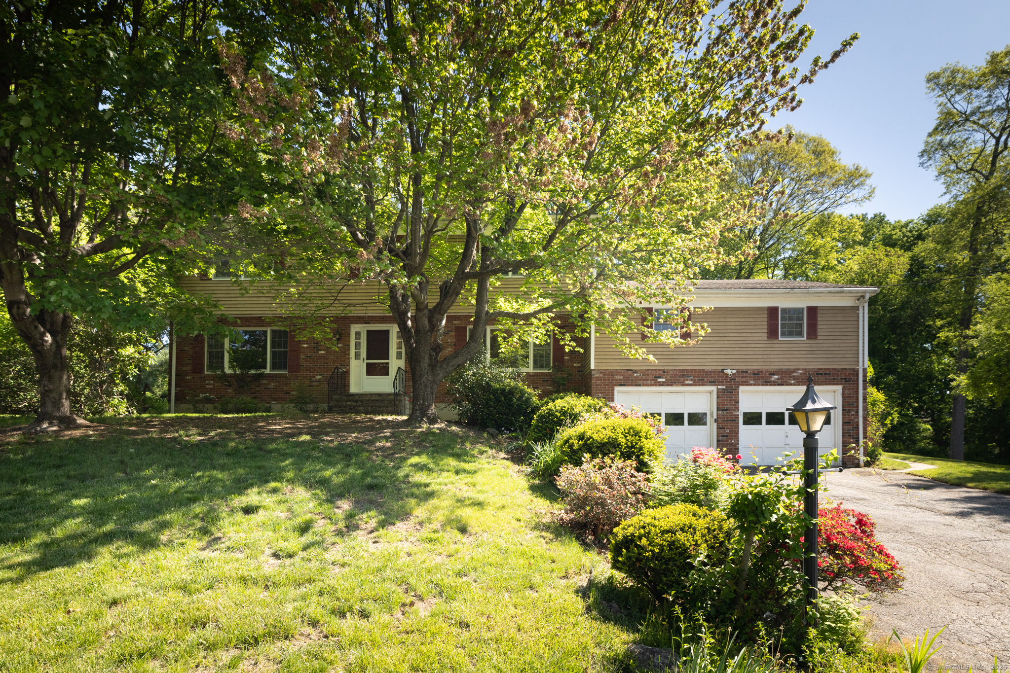 Property Photo: 48 Lafayette Drive CT 06611