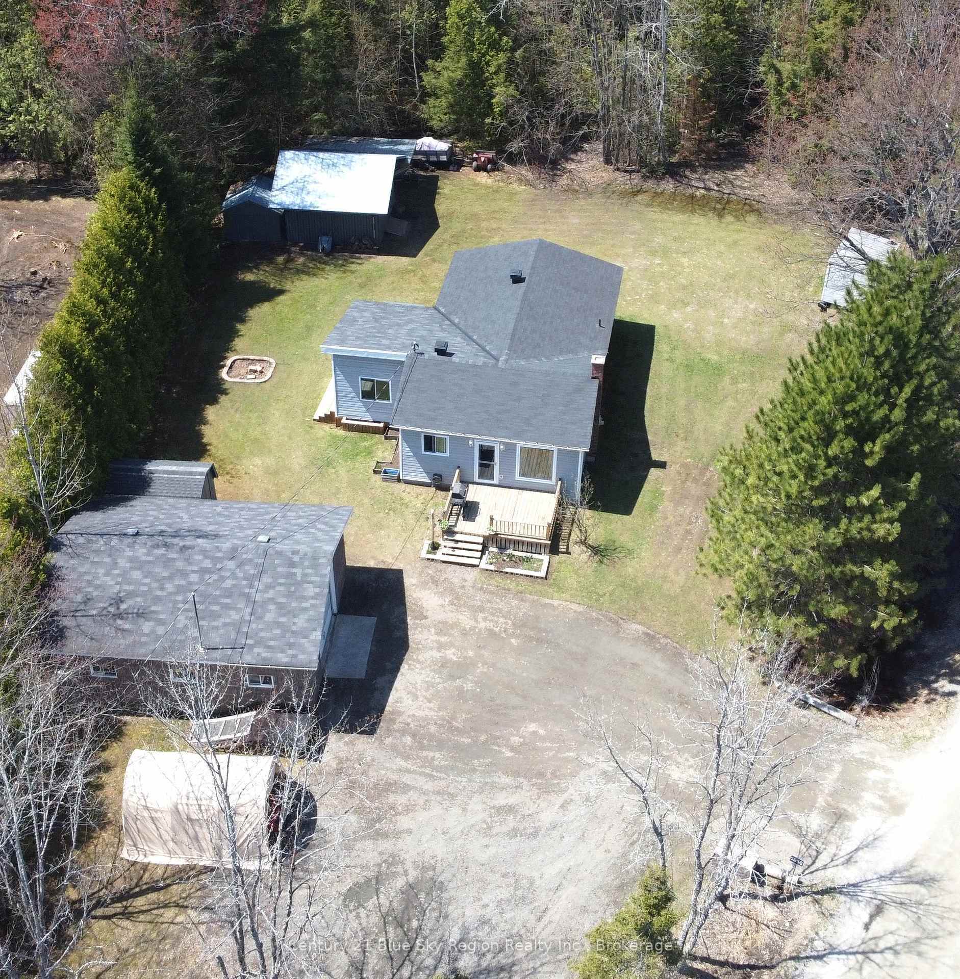 Photo de la propriété: 1566 Jocko Point Road ON P1B 8G5