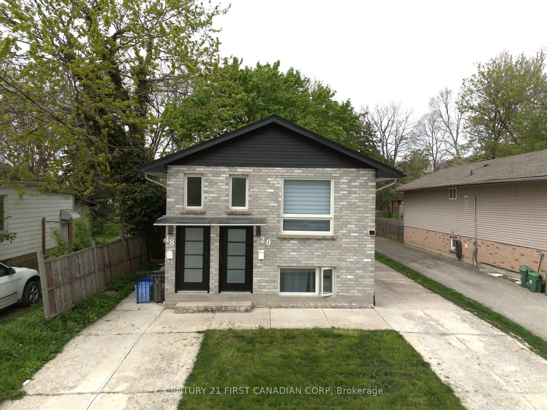 Photo de la propriété: 18 Watson Street ON N6C 1M9