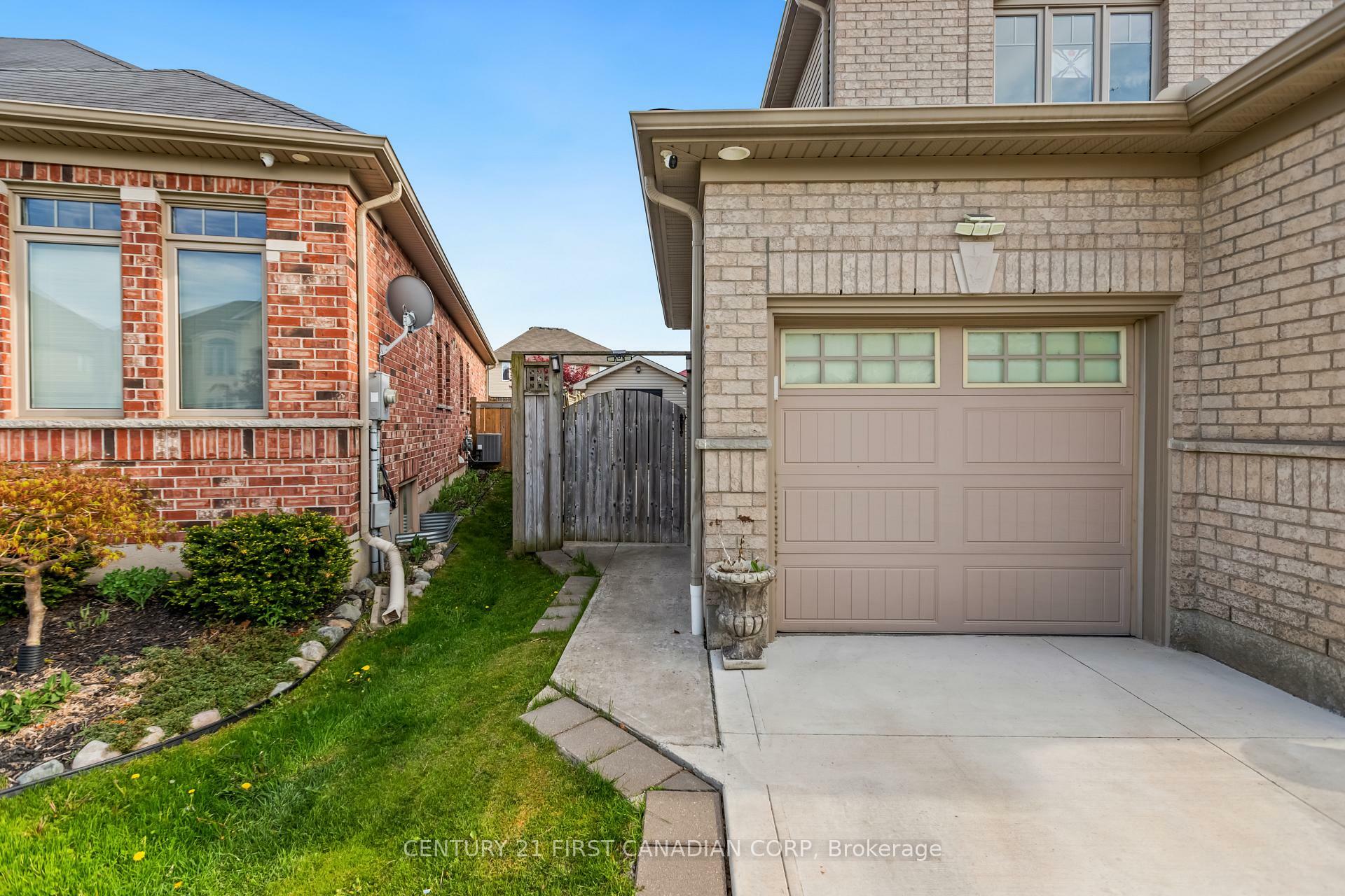 Property Photo: 1479 Sandpiper Drive N ON N5X 0E6