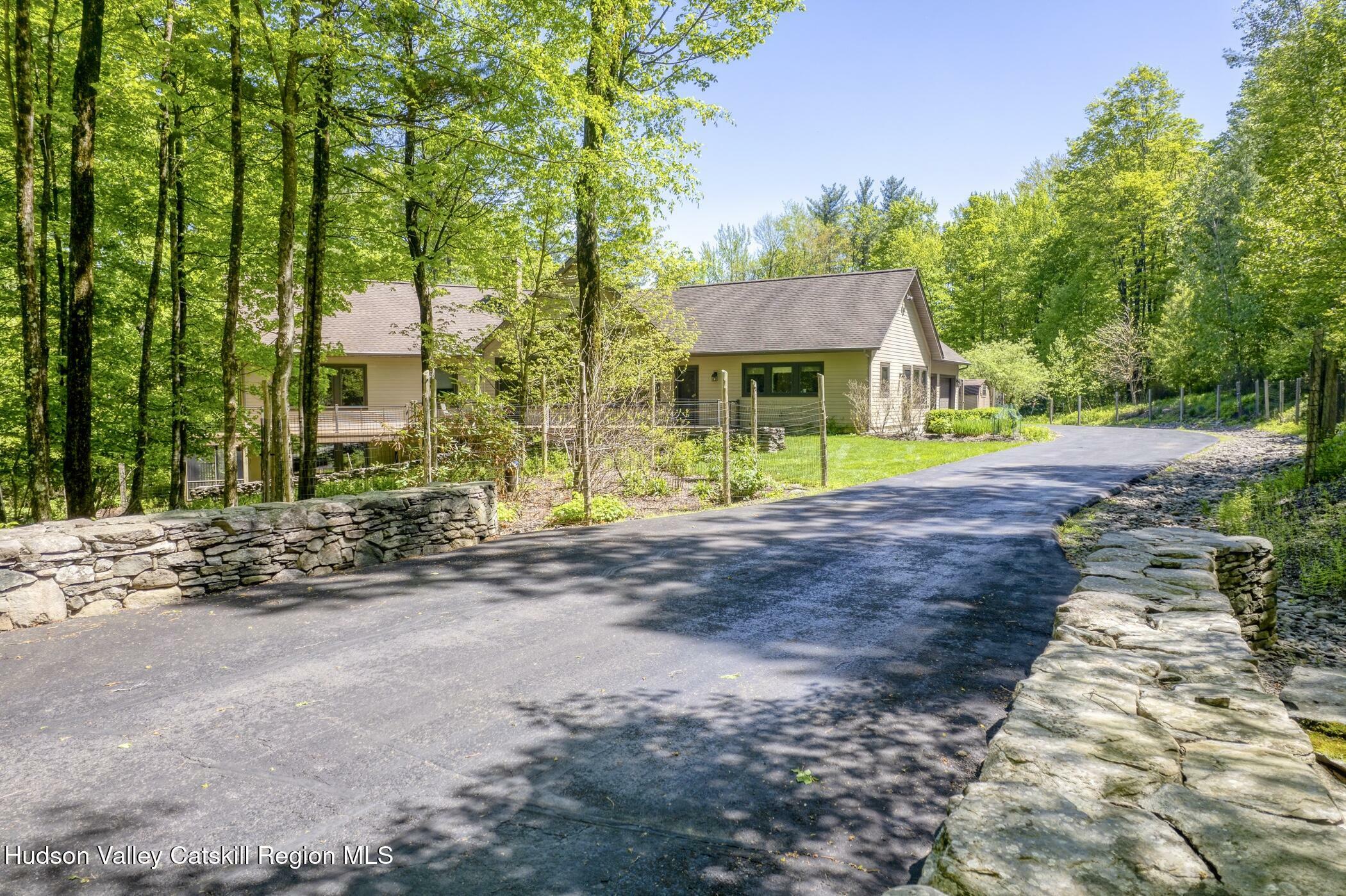 Property Photo: 77 Jomar NY 12461