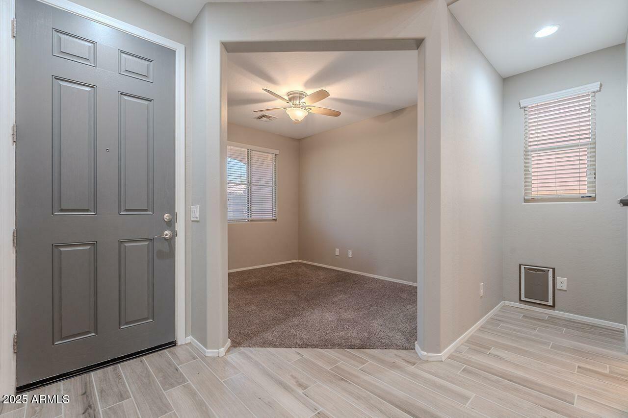 Property Photo: 316 N 78th Place AZ 85207