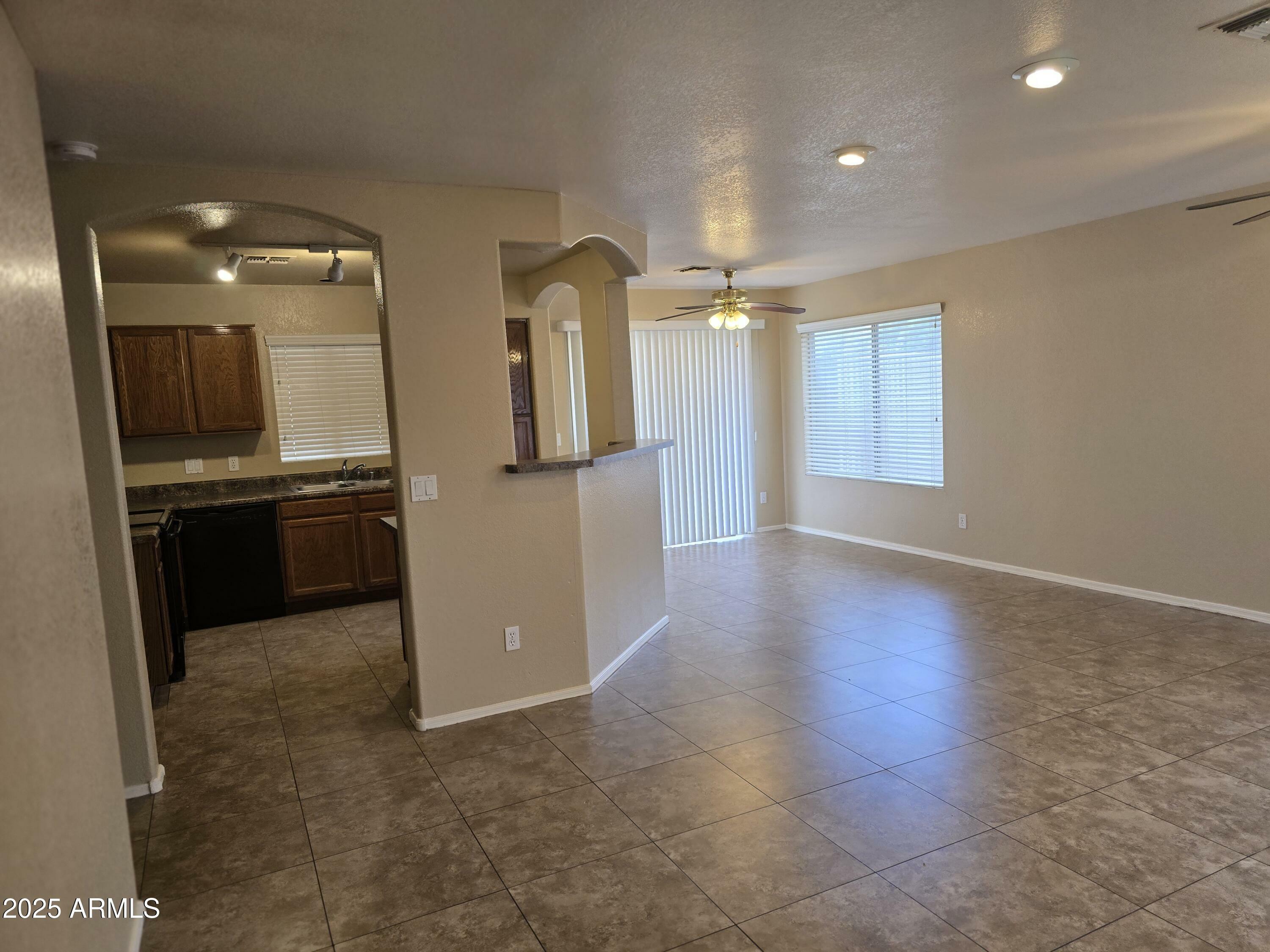 Property Photo: 9544 W Sunnyslope Lane AZ 85345