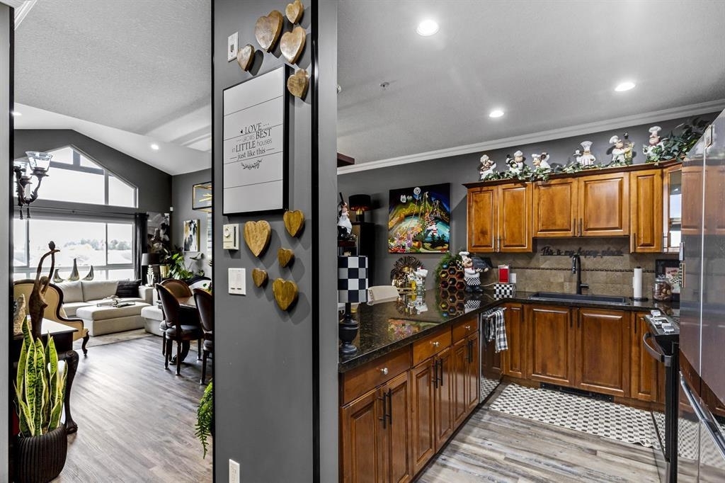 Property Photo: 33755 7 Avenue B306 BC V2V 0A4