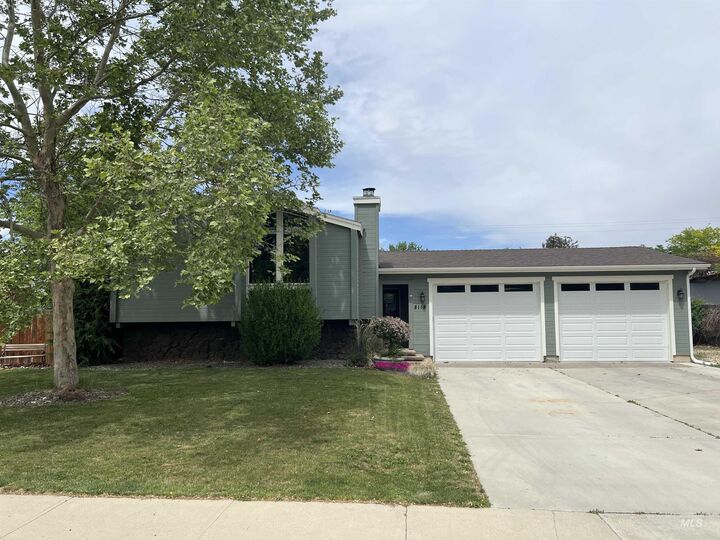 Property Photo:  8118 W Hummel Drive  ID 83709 