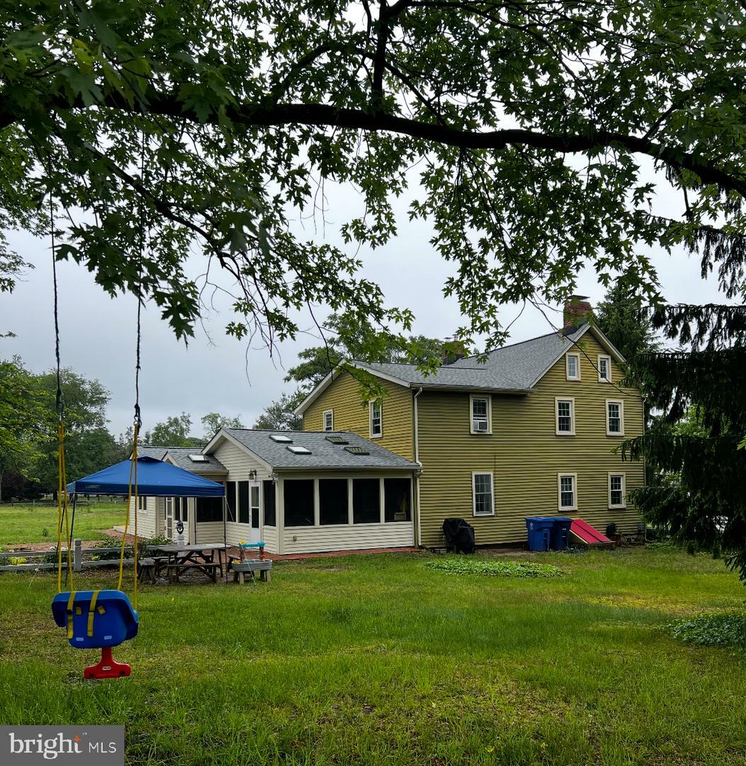 Property Photo: 522 Creek Road NJ 08057