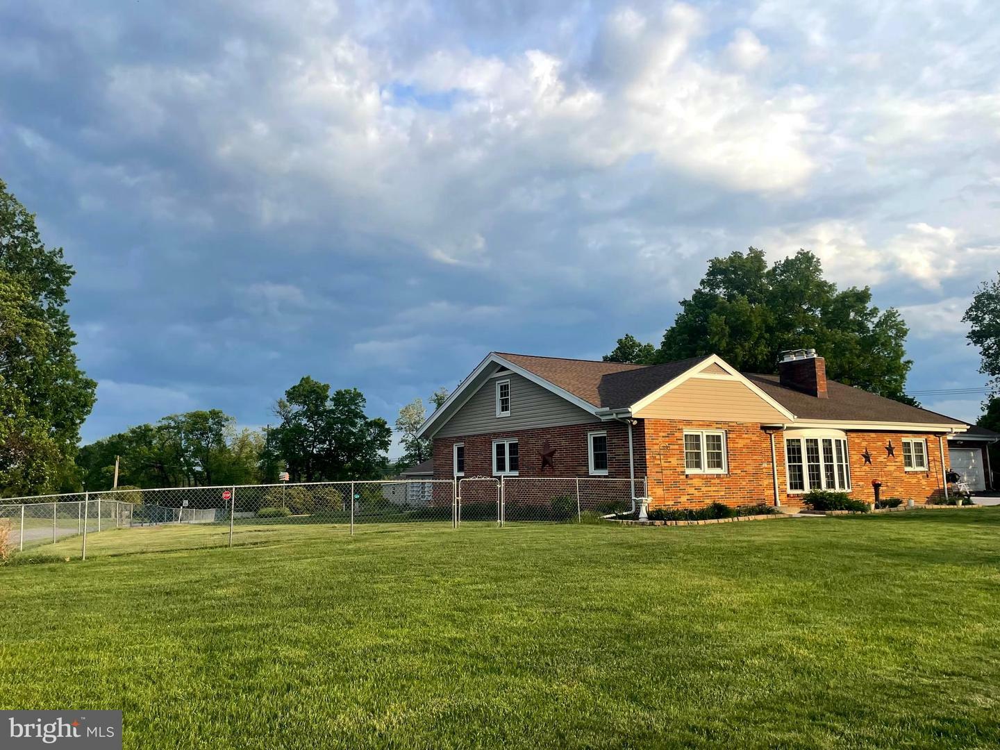 Property Photo: 2801 Lisburn Road PA 17011