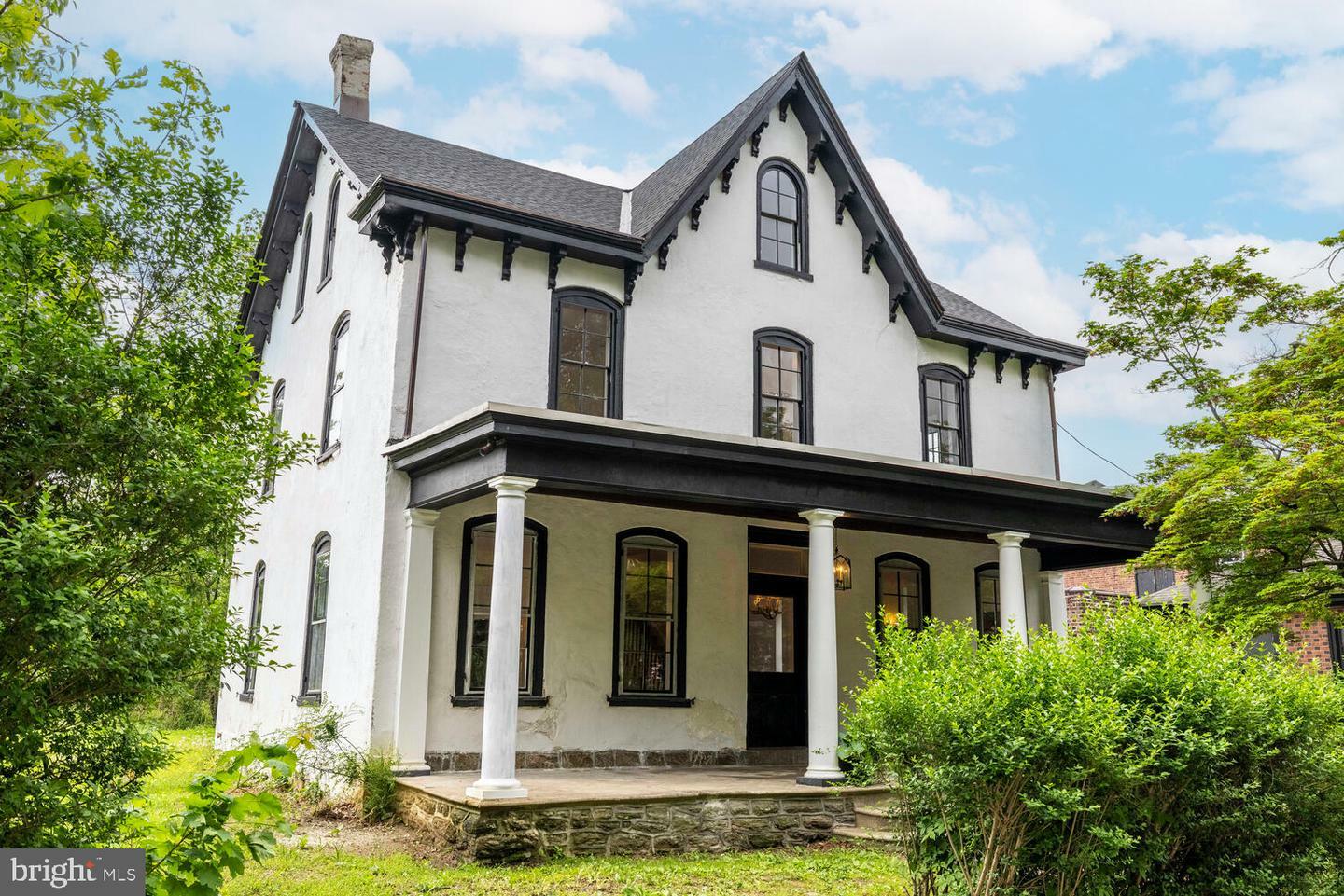 28 E Johnson Street  Philadelphia PA 19144 photo