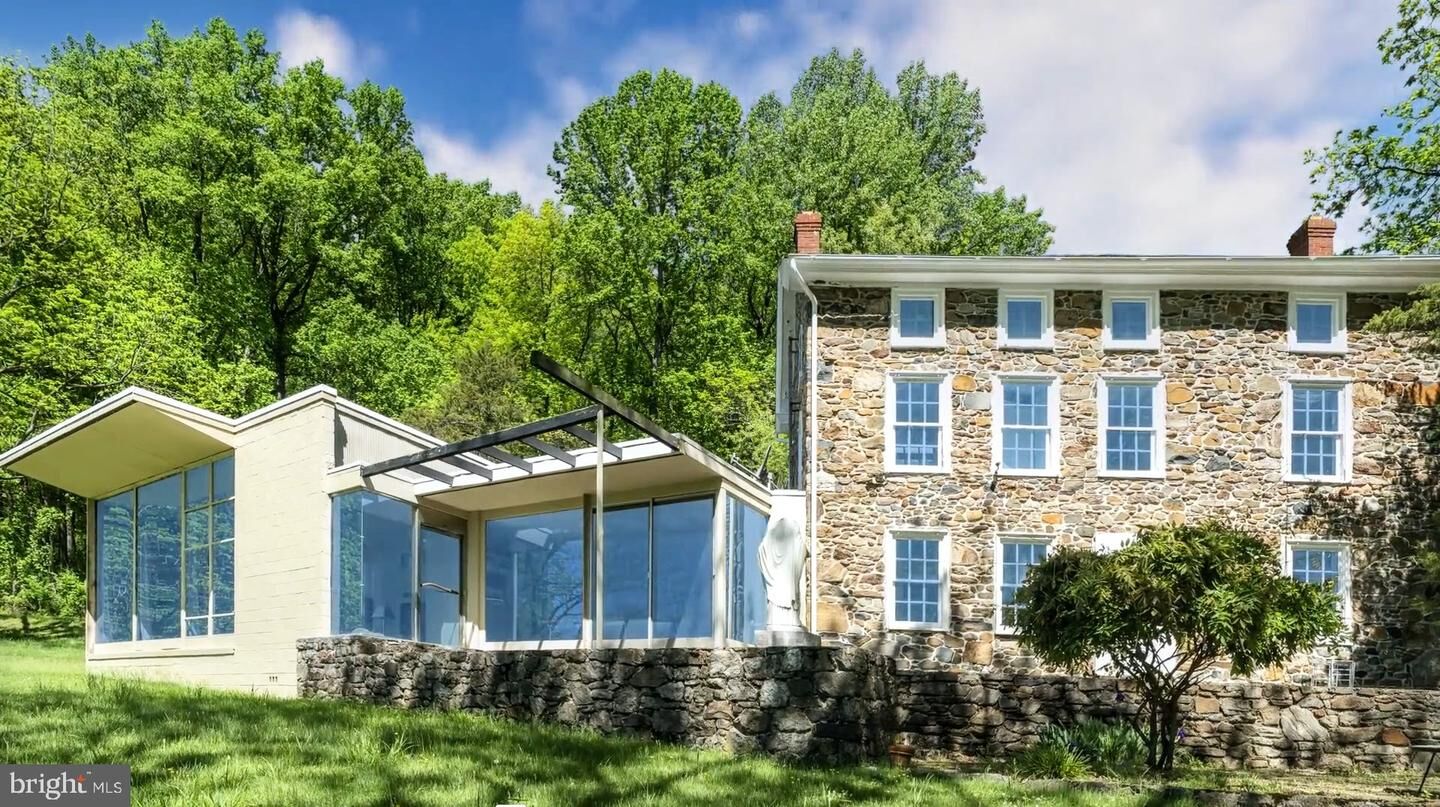 Property Photo: 2585 Charlestown Road PA 19460