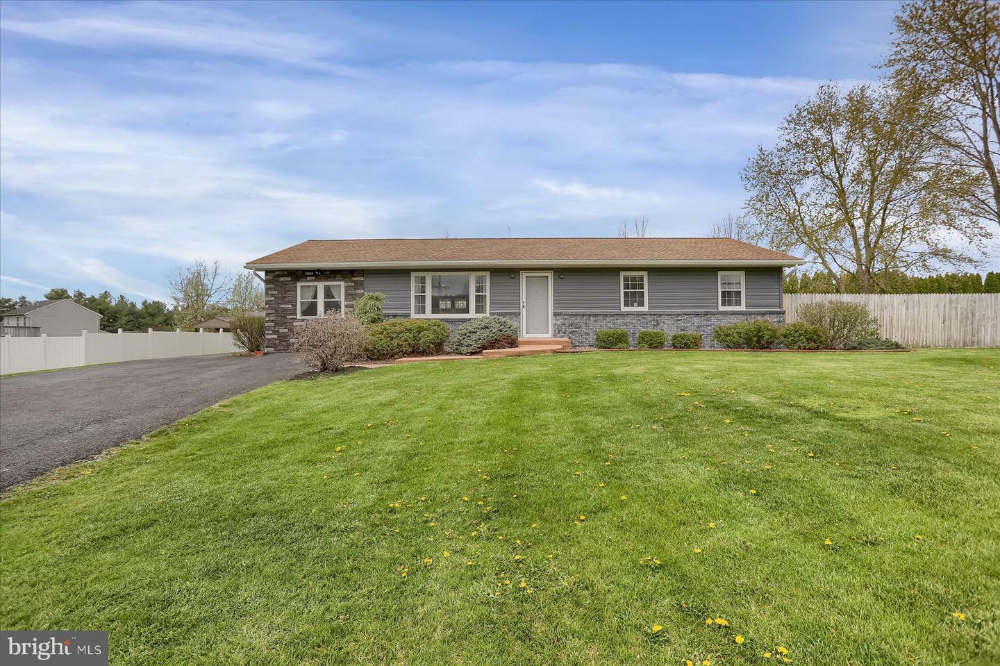 Property Photo:  1663 E College Avenue  PA 16823 