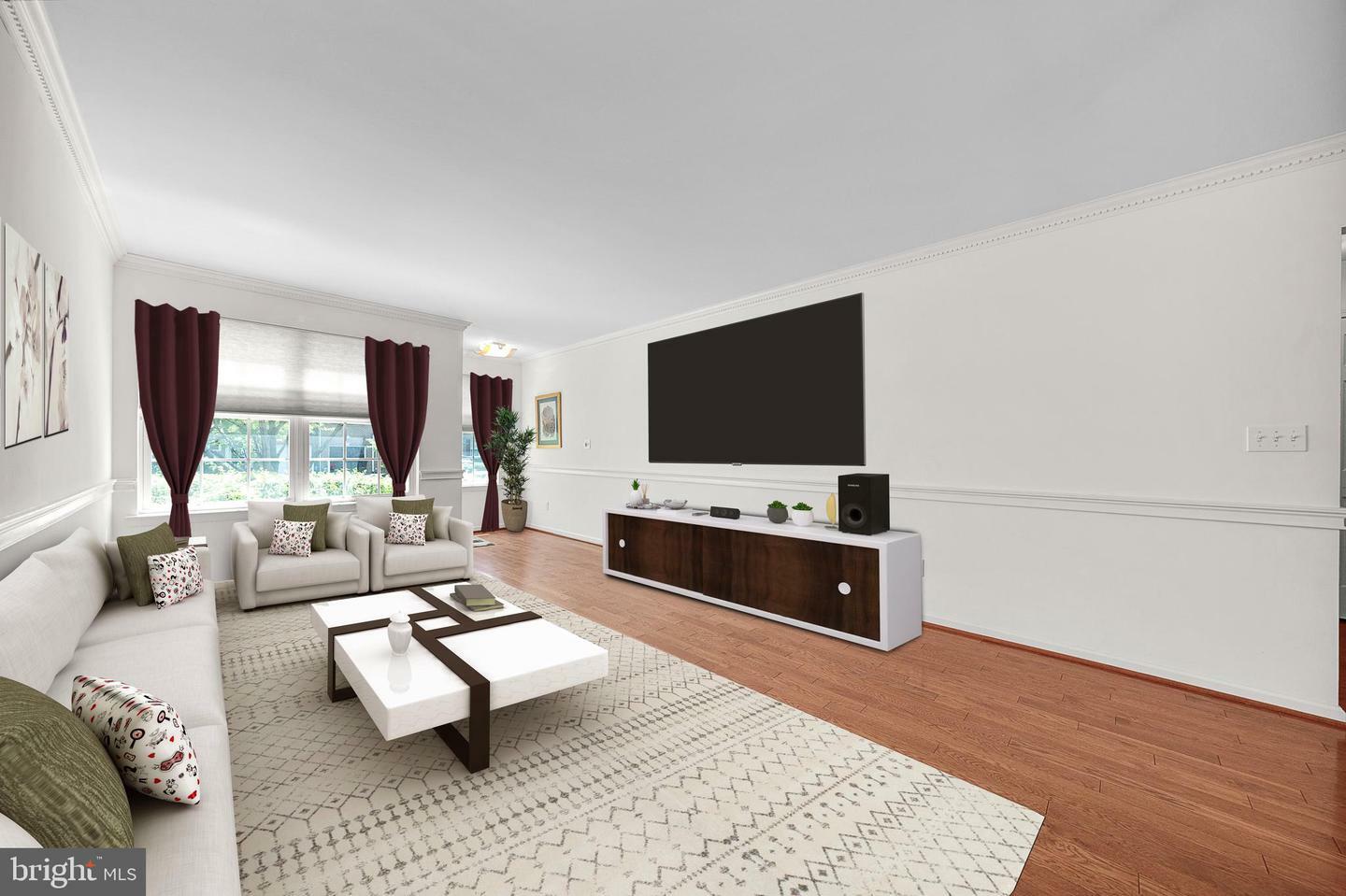 Property Photo: 26 Simons Way PA 19006
