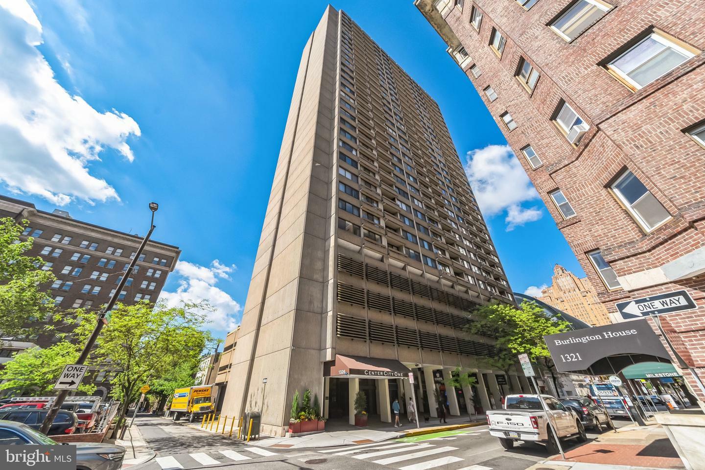 Property Photo: 1326 Spruce Street 42 2906 PA 19107