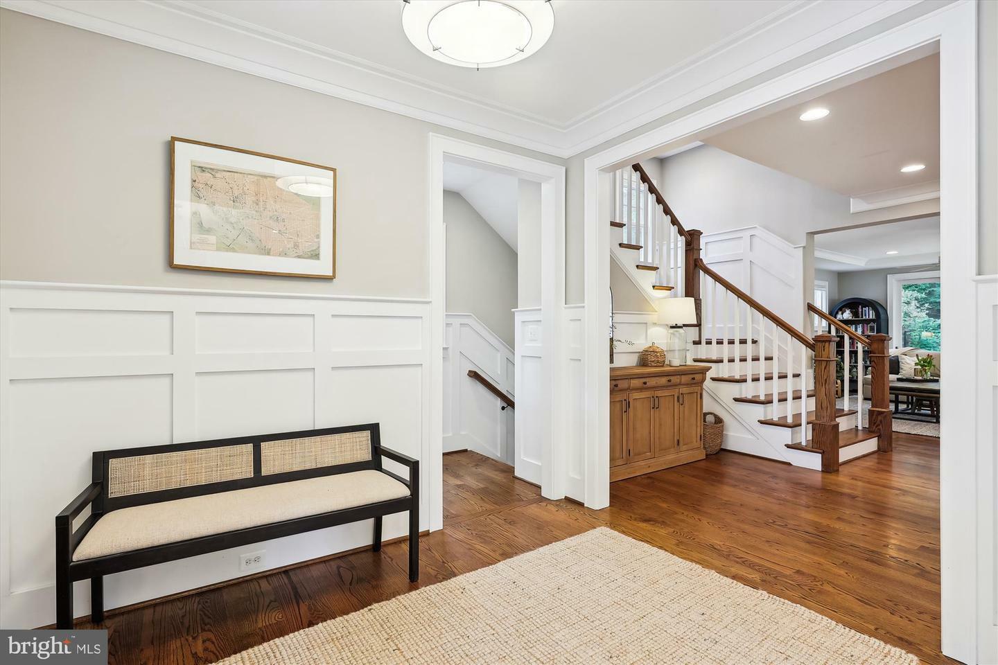 Property Photo: 2320 N Vernon Street VA 22207