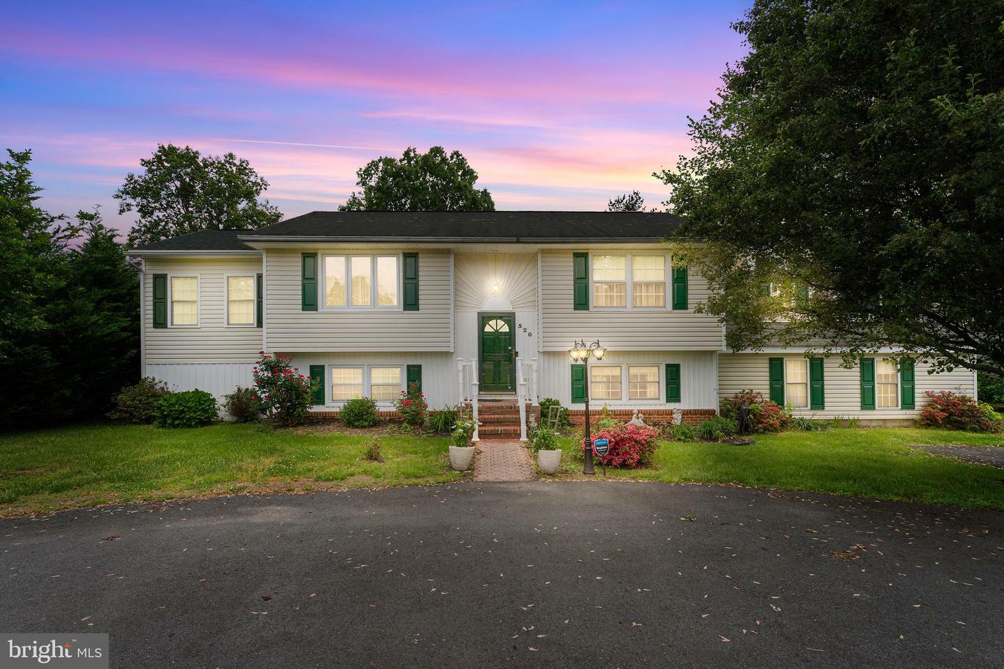 Property Photo: 520 Forbes Street VA 22405