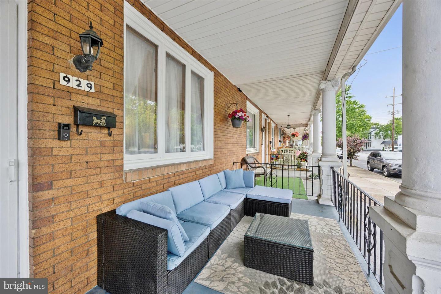 Property Photo: 929 Beaver Street PA 19007