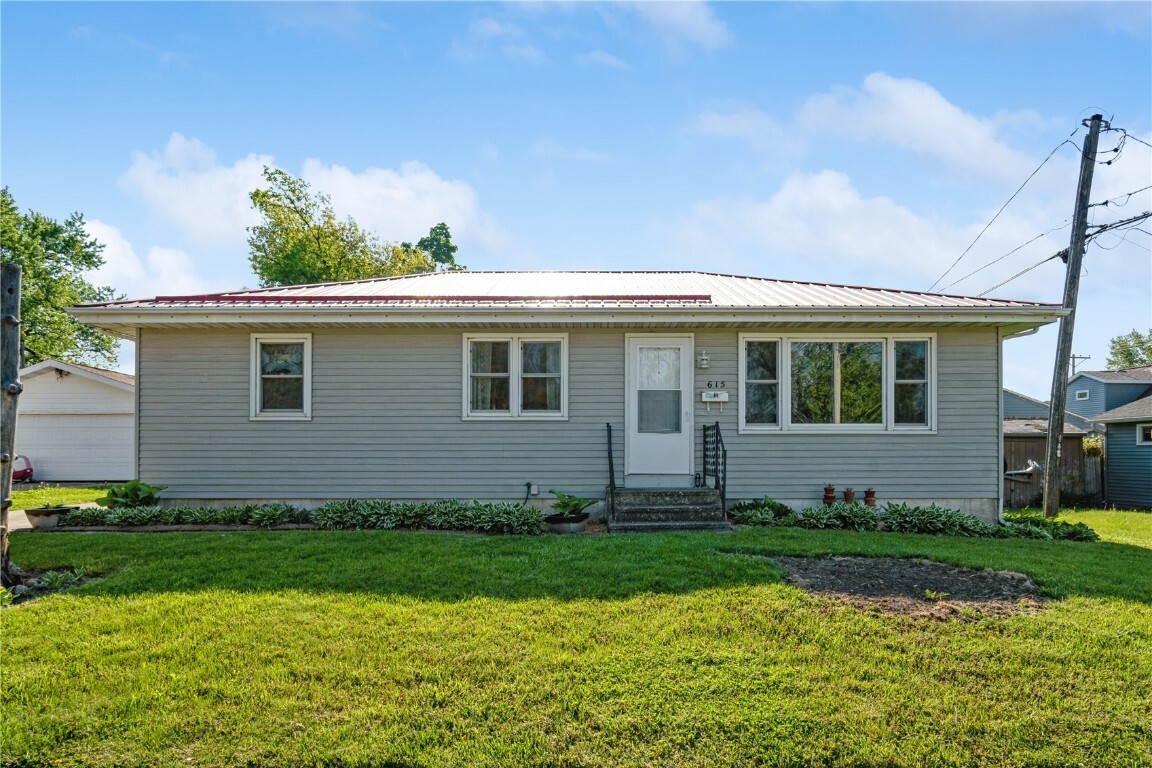 615 27th Street NW  Cedar Rapids IA 52405 photo