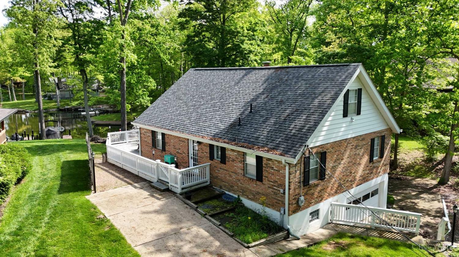 Property Photo: 1713 Lorelei Drive OH 45118