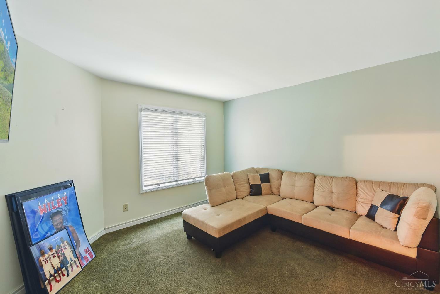 Property Photo: 5 Waterview Court OH 45013