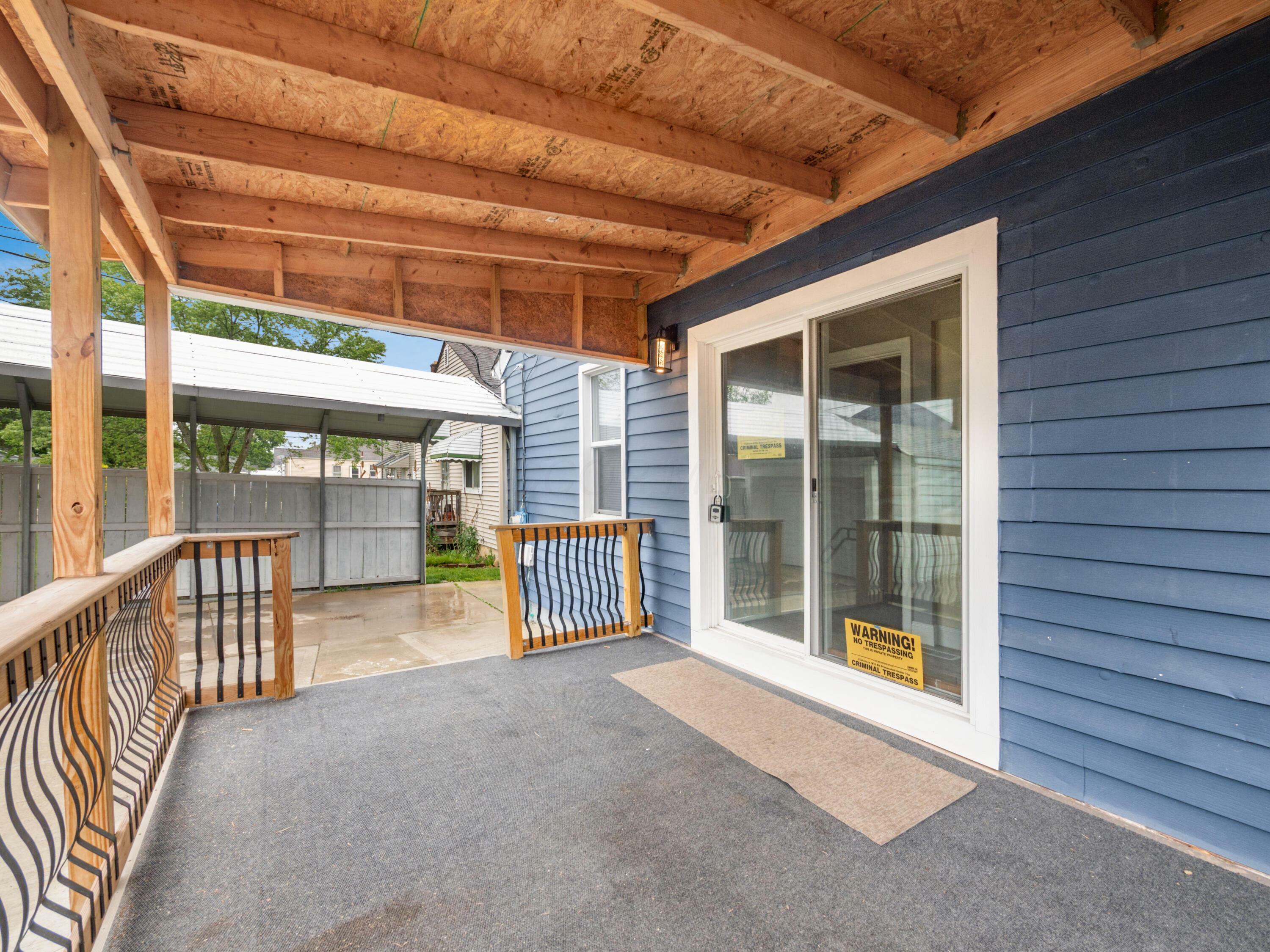 Property Photo: 733 S Hague Avenue OH 43204