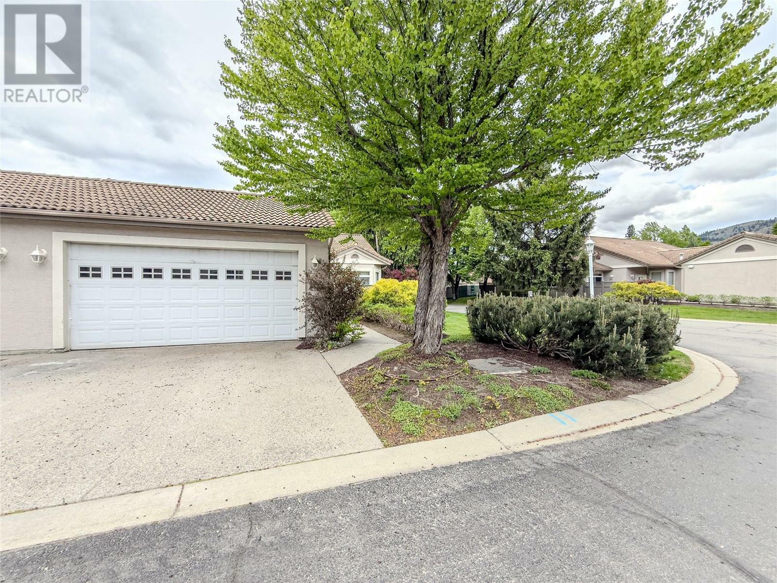 Property Photo: 650 Harrington Road 102 BC V2B 6T7