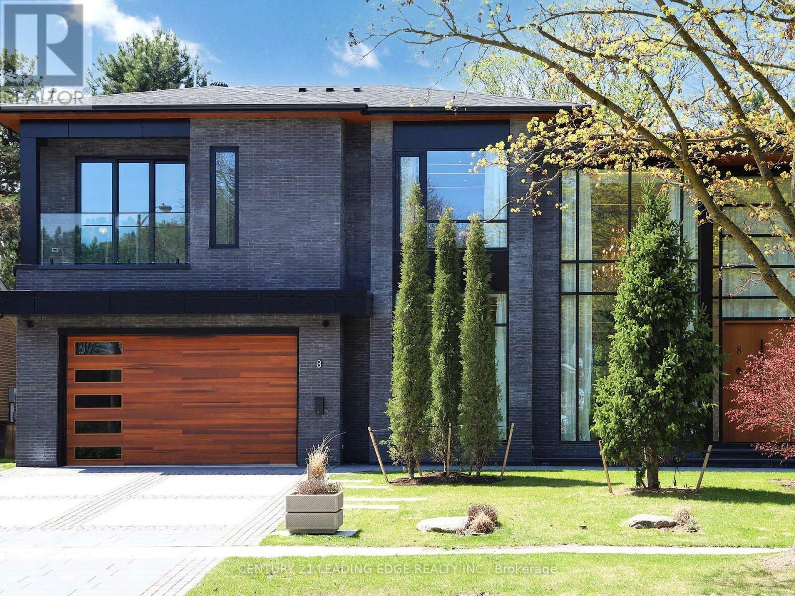 Property Photo: 8 Balding Court ON M2P 1Y7