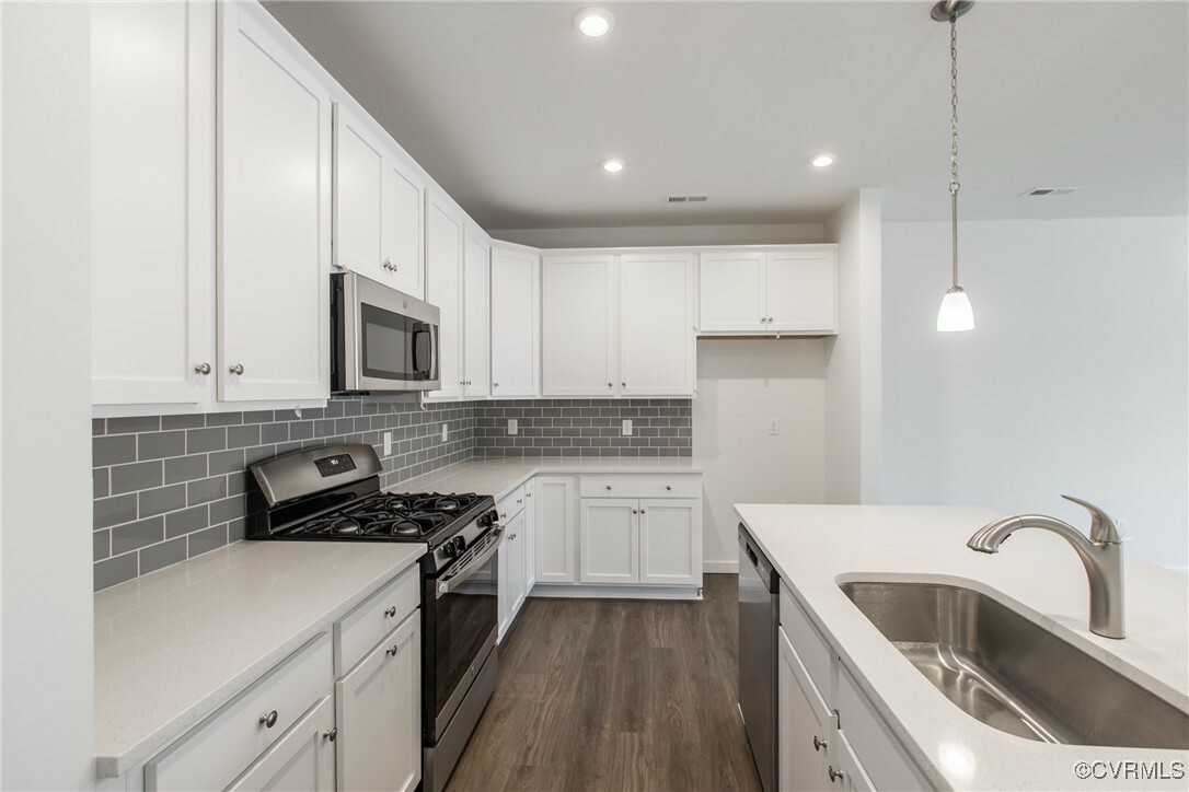Property Photo: 12220 Marsett Court 202 VA 23059