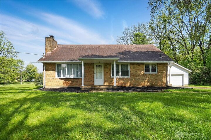 360 N Bird Road  Springfield OH 45503 photo