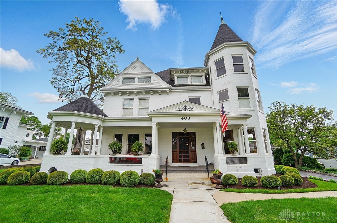 Property Photo: 408 S Market Street OH 45373
